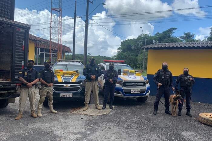 PRF apreende cerca de 43 quilos de cocaína em Santa Izabel do Pará
